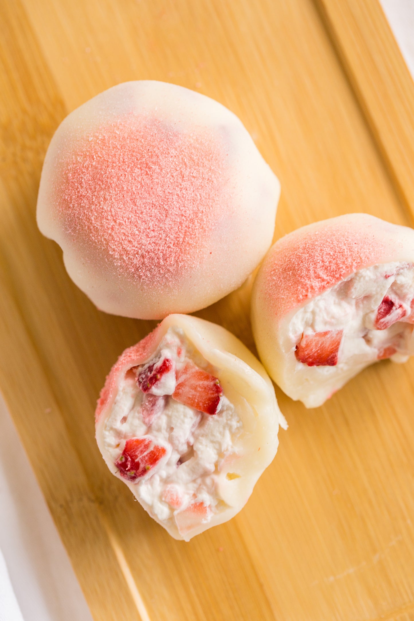Strawberry & Cream Mochi