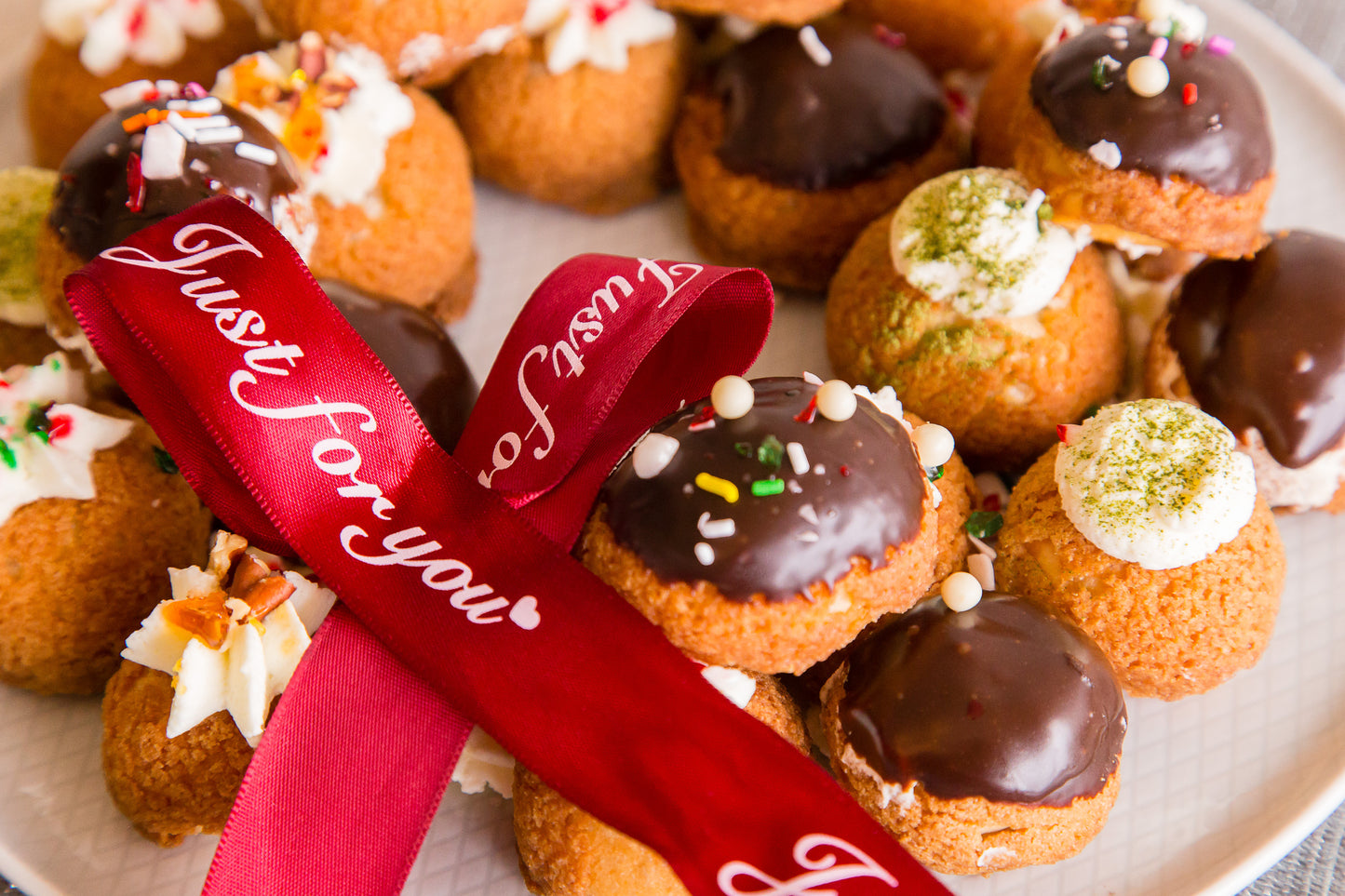 Mini Cream Puff Wreath