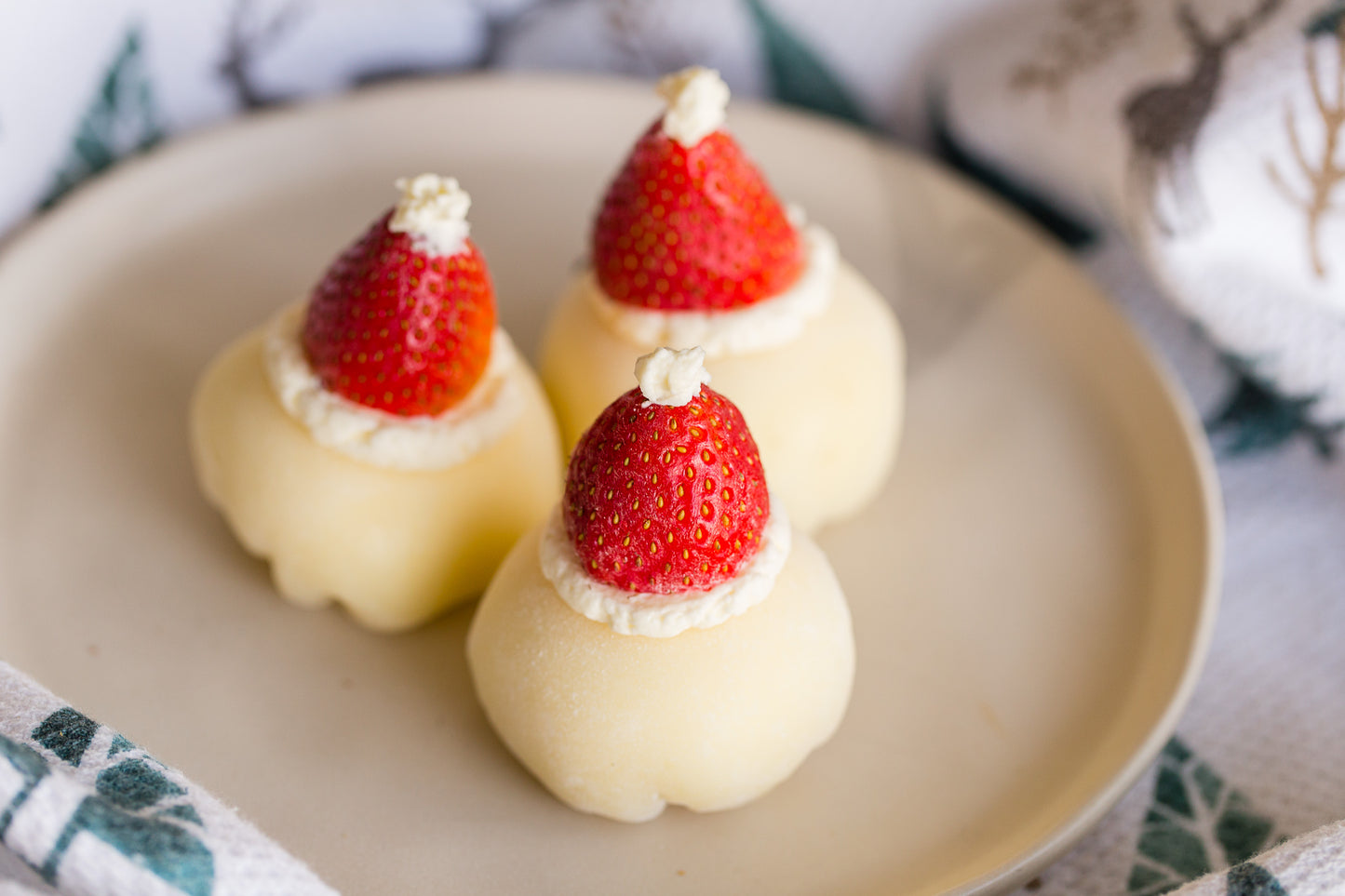 Holiday Strawberry Mochi