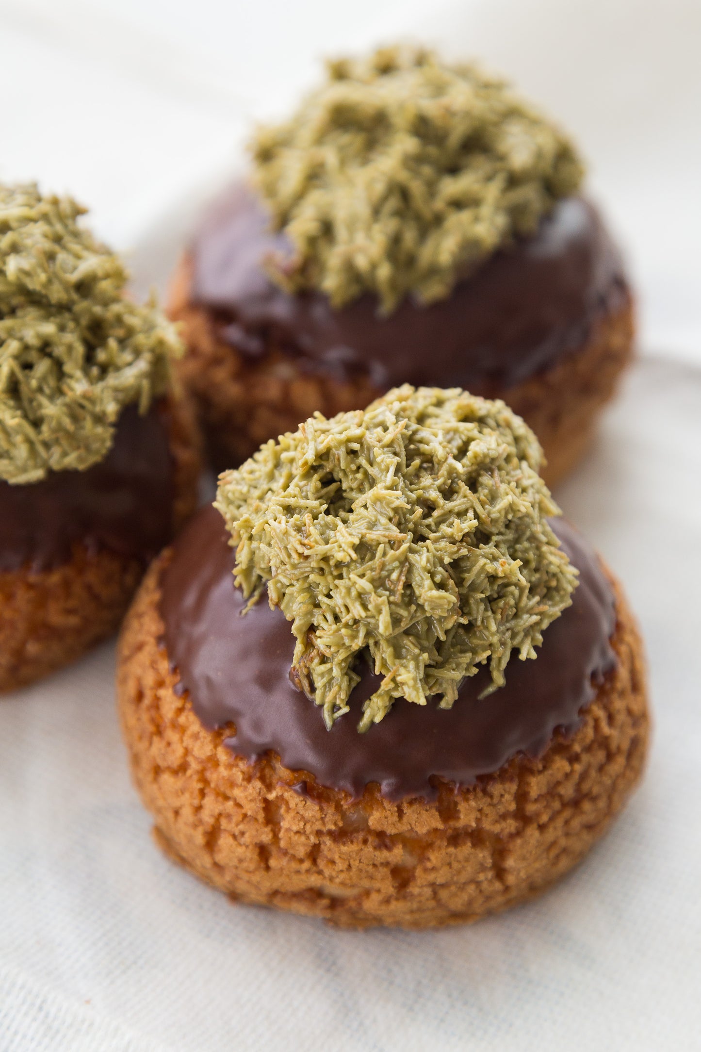 Dubai Chocolate Cream Puff