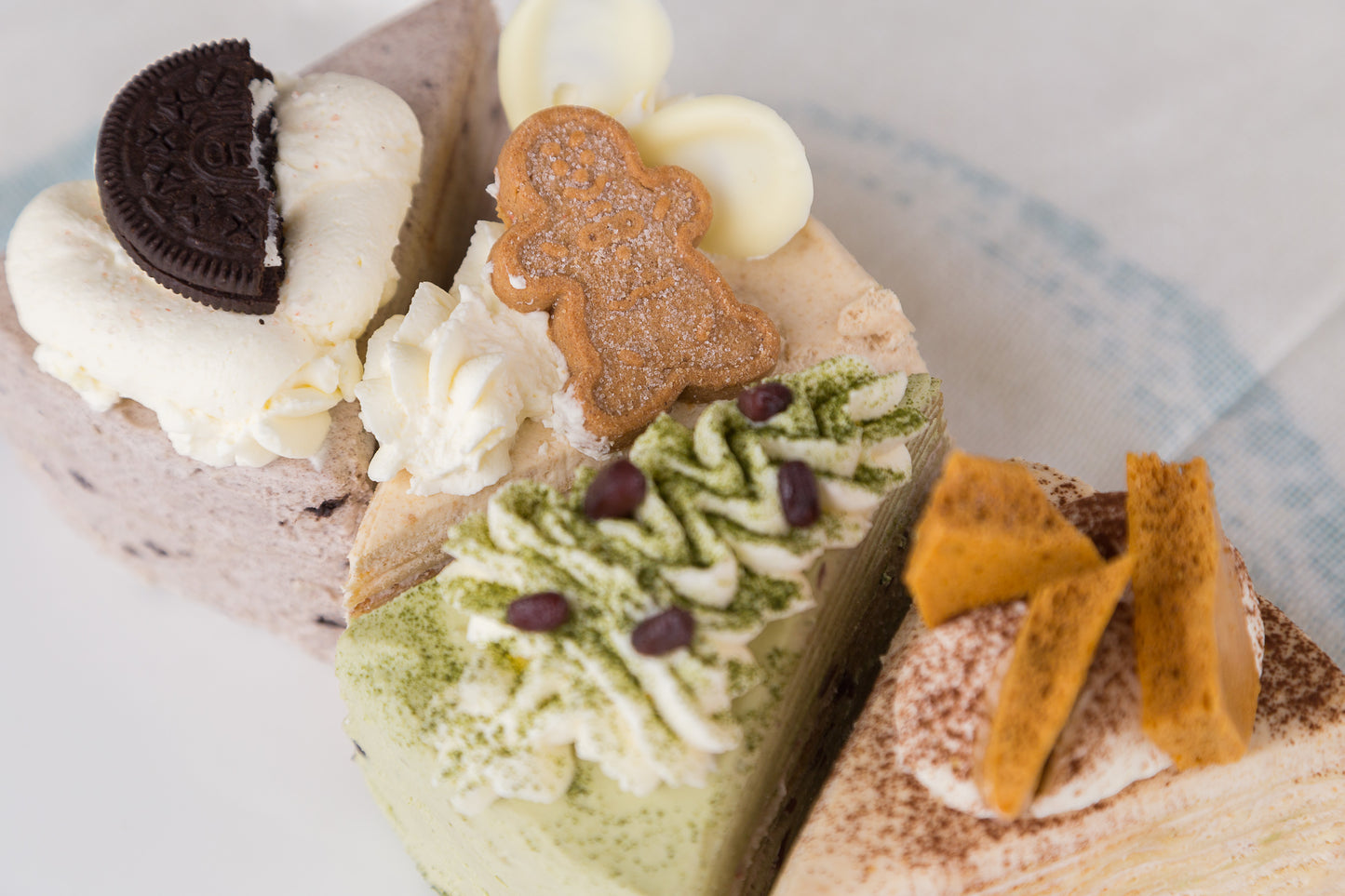 Holiday Assorted Crepe Cake Pack